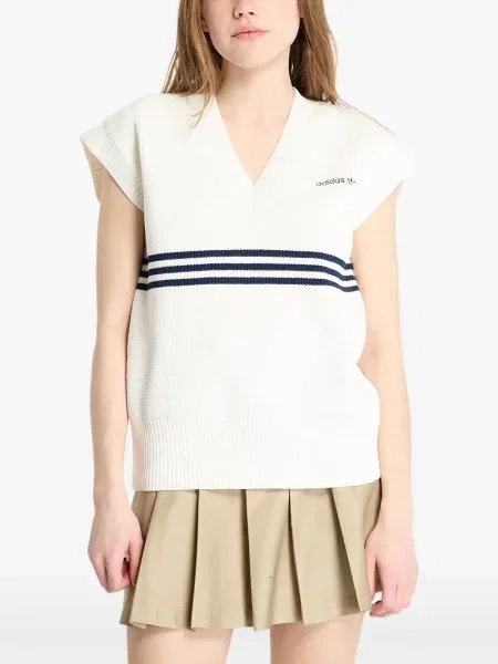 Pruhované tričko Adidas s autogramem s výstřihem do v černé