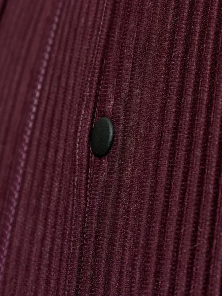 Яке Homme Plissé Issey Miyake червено
