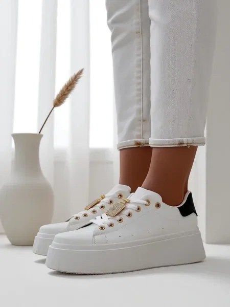 Sneakerși Resti alb