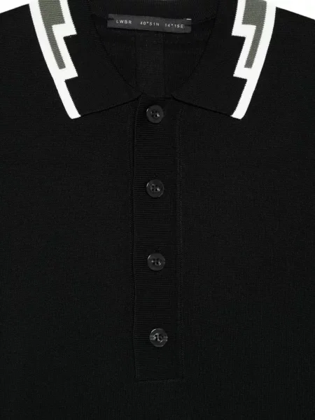 С яка тениска Low Brand черно