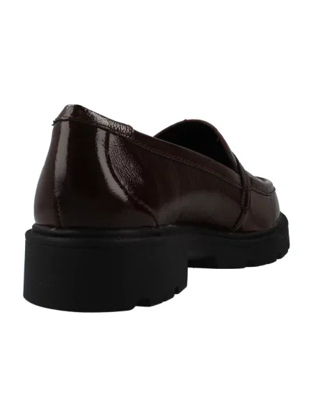 Pantofi Clarks maro
