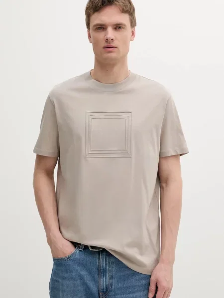 Тениска Armani Exchange с апликация бежово