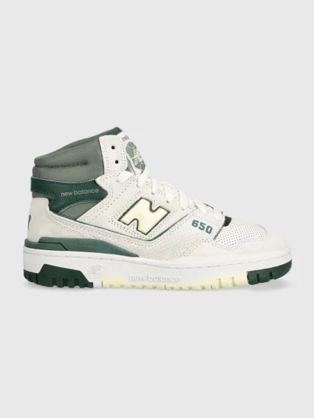 Велурени маратонки New Balance бяло