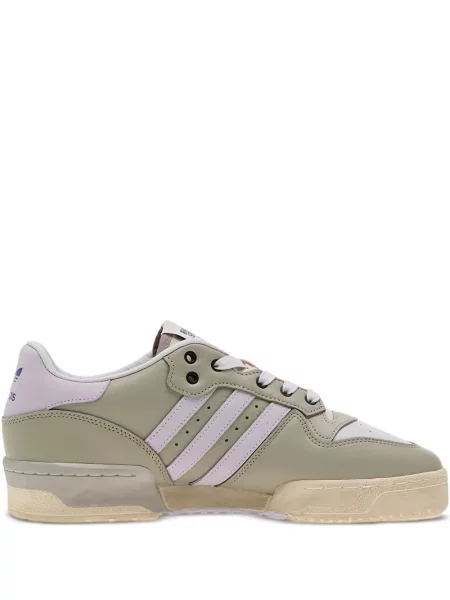 Pantaloni scurți Adidas cu dungi negru