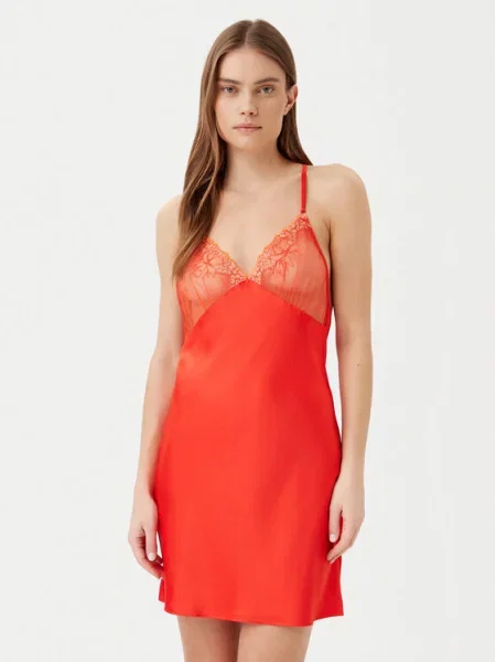 Nočna srajca Chantelle rdeča