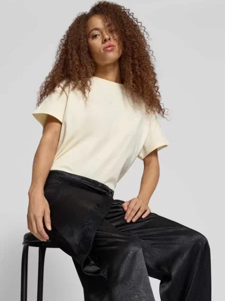 Spodnie w fasonie krój regular fit o efekcie kopertowym model ELIN' Topshop czarne
