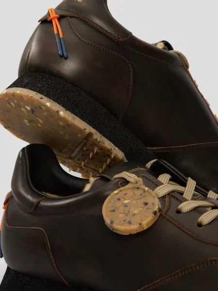 Кросівки Barracuda коричневі