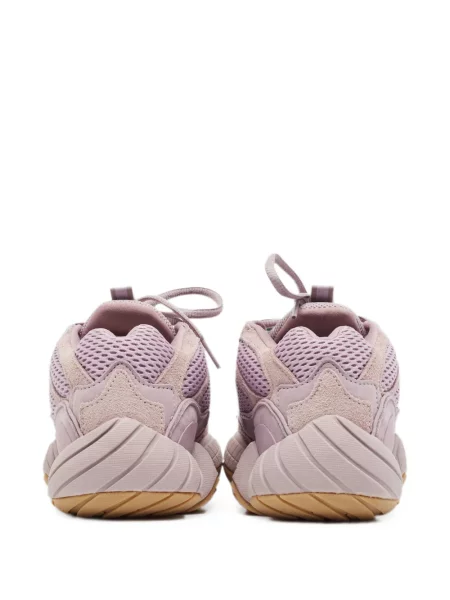 Top Adidas Yeezy violet