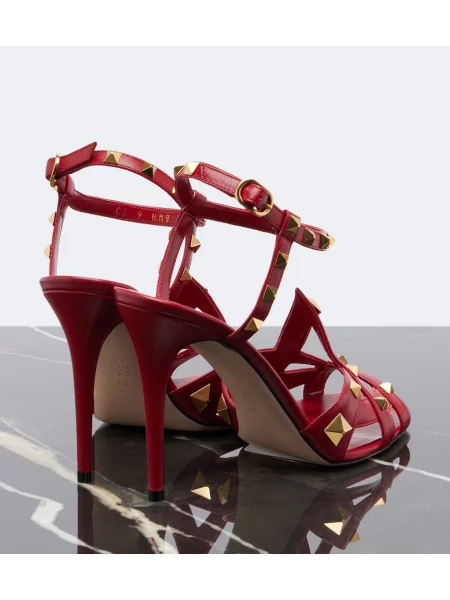 Sandale Valentino Garavani din piele slingback roșu