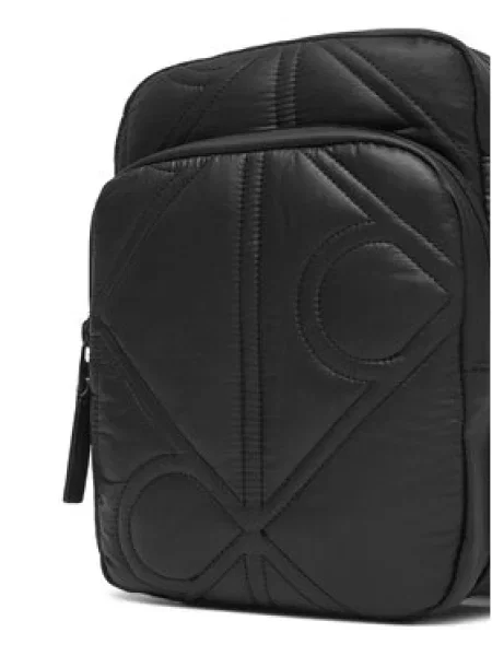 Calvin Klein Torbica za okrog pasu﻿ Puffer Reporter črna