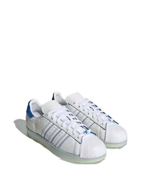 Top Adidas alergare cu decolteu în V alb