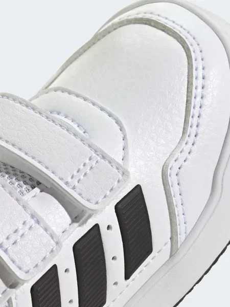 Детские кроссовки Adidas