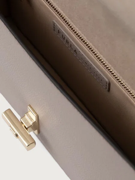 Кожаная сумка через плечо Furla