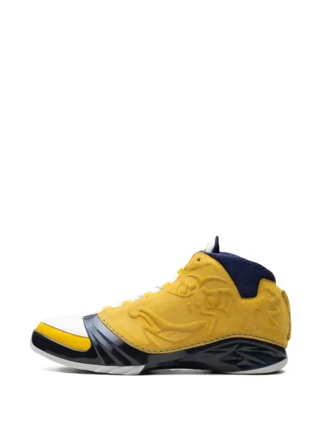 Sneakerși Jordan galben