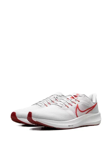 Бягане маратонки Nike Air Max бяло