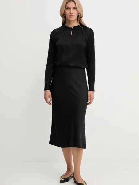 Шовкова блузка BOSS однотонна чорний