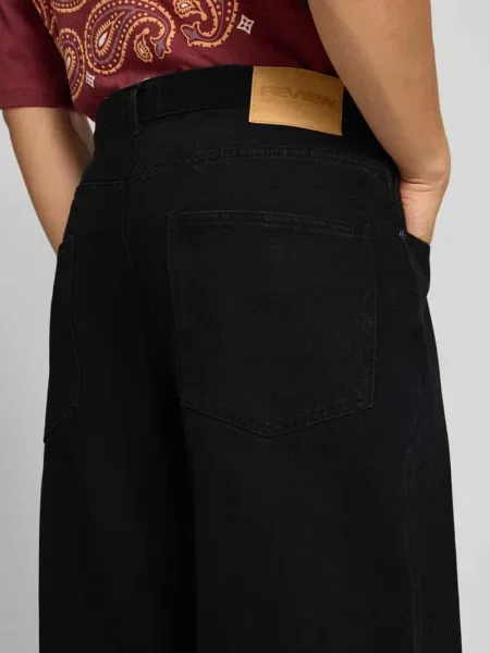 Jeansy o kroju super baggy fit z dodatkiem Review czarne