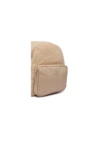 Ruksak Calvin Klein Teddy Medium Backpack béžová