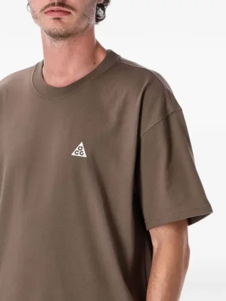 Palton Nike cu două rânduri de nasturi cu imagine maro