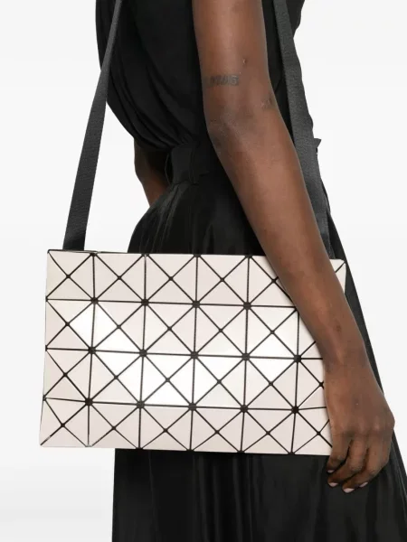 Чантичка Bao Bao Issey Miyake