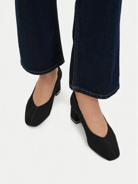 Lasocki Pantofi pumps negru