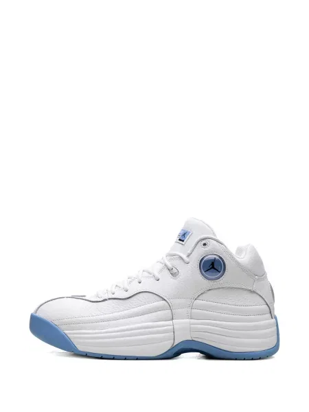 Sneakerși Jordan alb