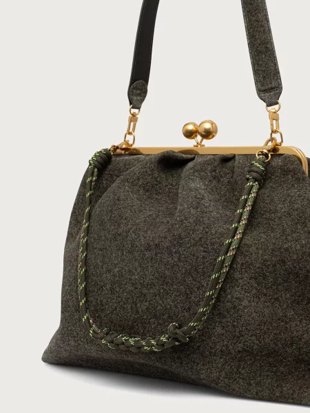 Замшевая сумка через плечо Weekend Max Mara