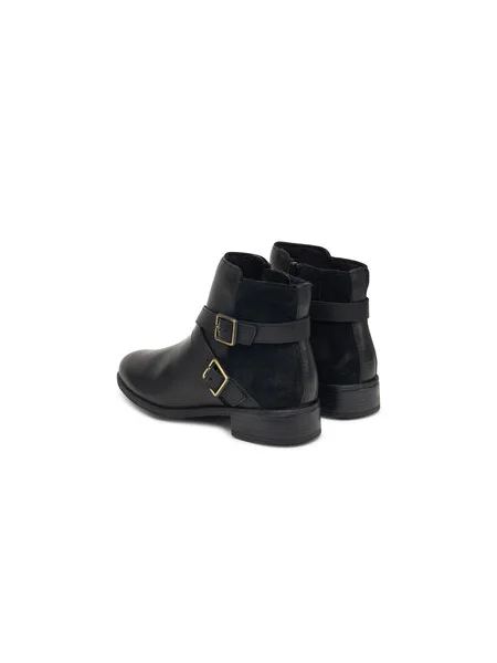Členková obuv Clarks Havisham Bay čierna