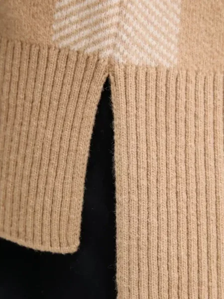 Pulover Barbour în carouri