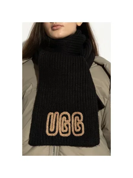 Szal z detalem z logo Ugg czarna