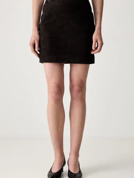 Rotate SUEDE MINI fustă din piele întoarsă