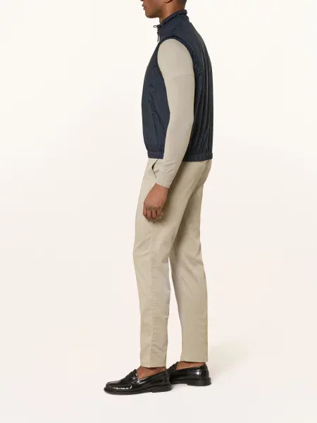 Сhinosy Brax zwężane