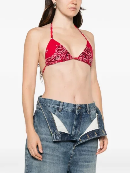 Top Re/done cu imagine cu model paisley roșu