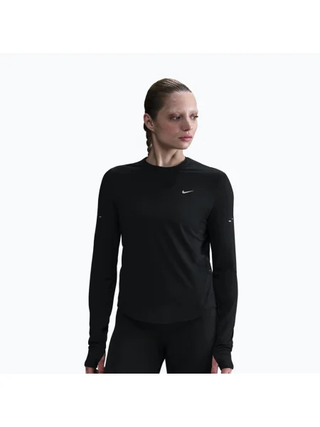 Спортивна футболка Nike чорна