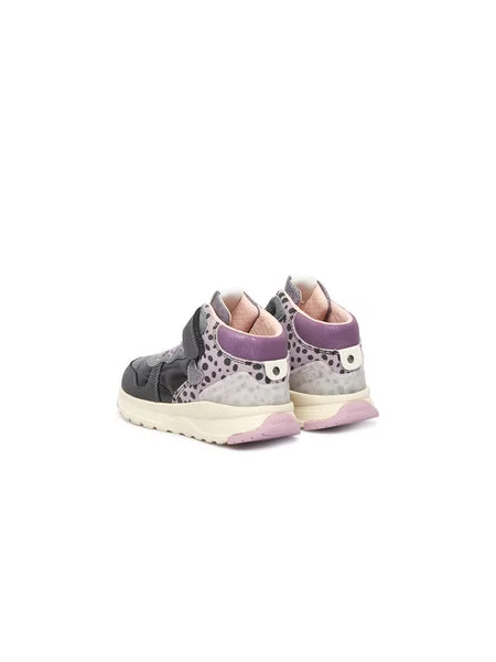Sneakersy Biomecanics S černá