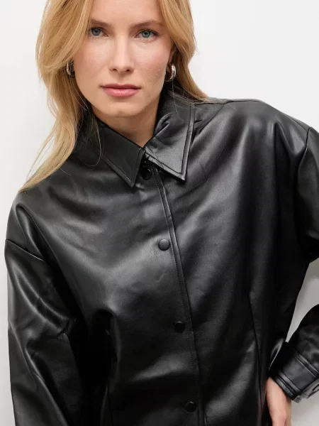 Демисезонная куртка Answear.lab черная
