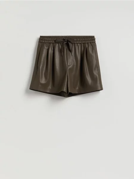 Reserved Pantaloni scurți din piele ecologică maro