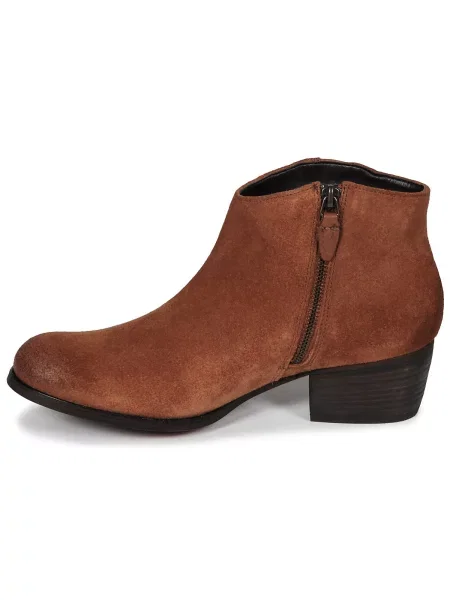 Pantofi Clarks maro