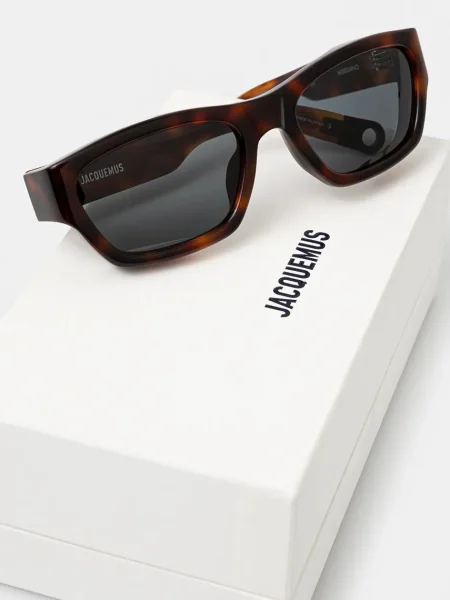 Солнцезащитные очки Jacquemus коричневые