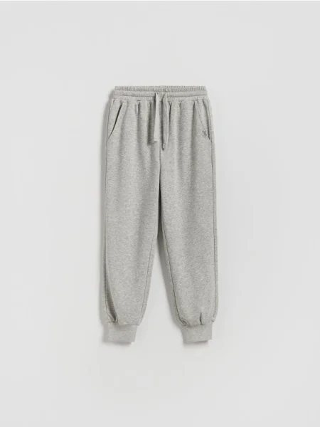 Reserved Pantaloni jogger din deschis gri