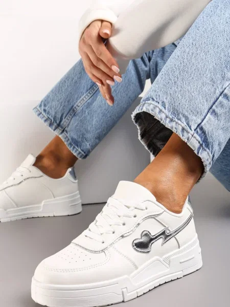 Sneakers Albi cu Șireturi pe Talpă Groasă cu Decorațiuni cu Sclipici Anaieli alb