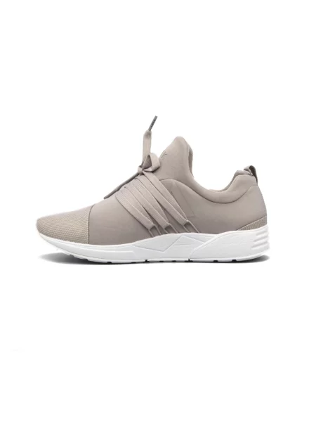 ARKK Copenhagen Raven Mesh Recycled Vegan Kobiety Buty sportowe ARKK Copenhagen Szary Size: białe