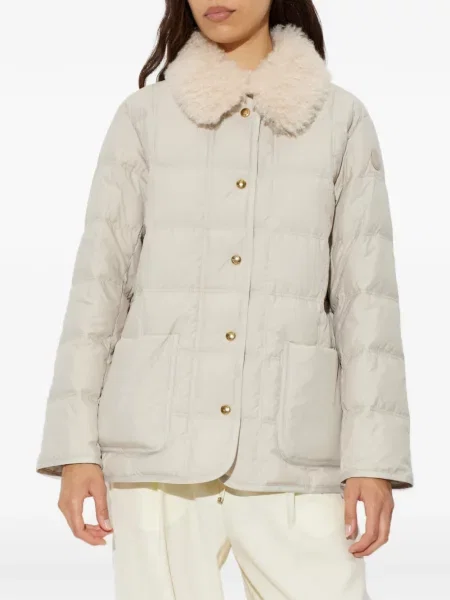 Matlasat geacă cu puf Moncler