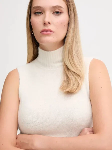 Светр Gaudi легкий гольф бежевий