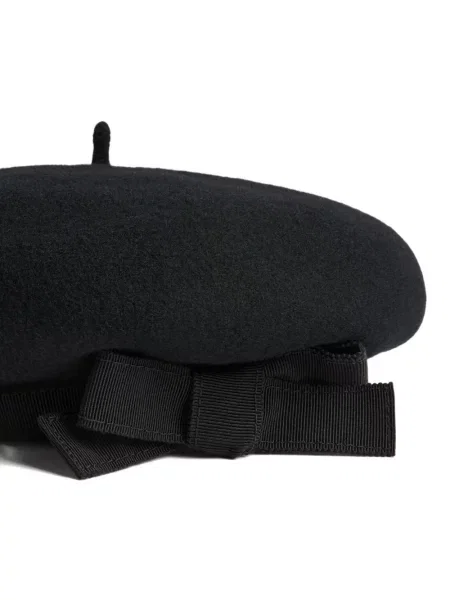 Căciulă Patou cu funde de lână negru