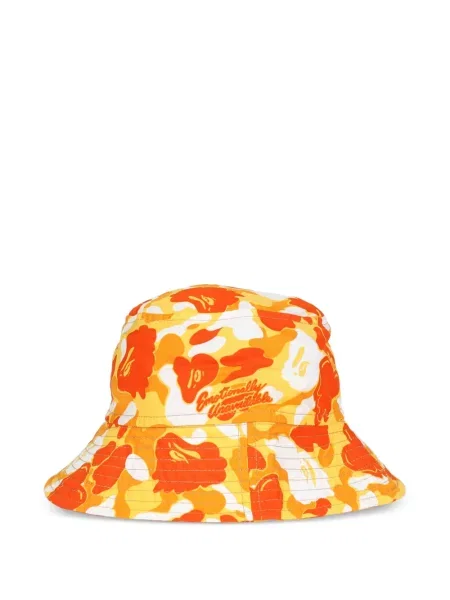 Pălărie Emotionally Unavailable cu imagine cu model camuflaj portocaliu