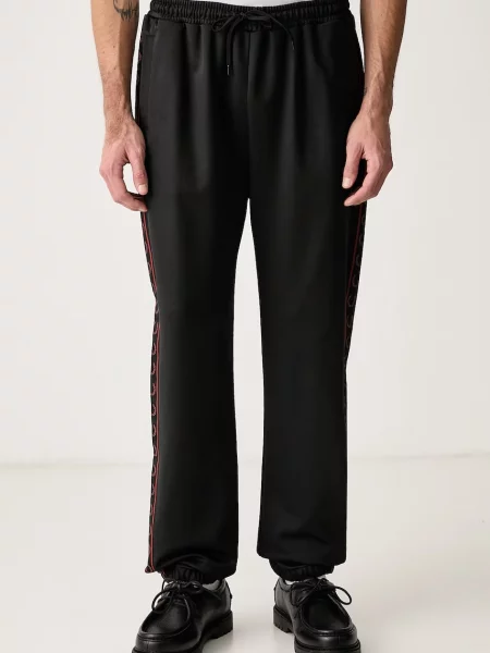 Fred Perry spodnie dresowe czarne