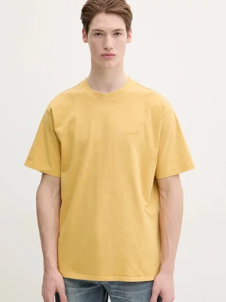 Тениска Levi's с десен жълто