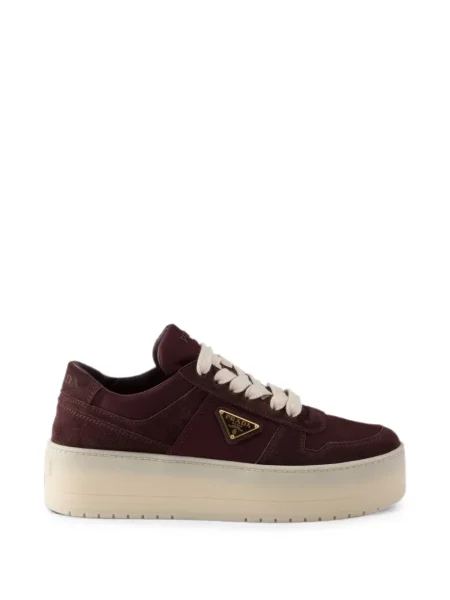Sneakerși Prada din piele de căprioară roșu