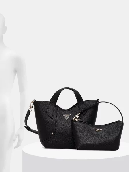 Кожаная сумочка Guess